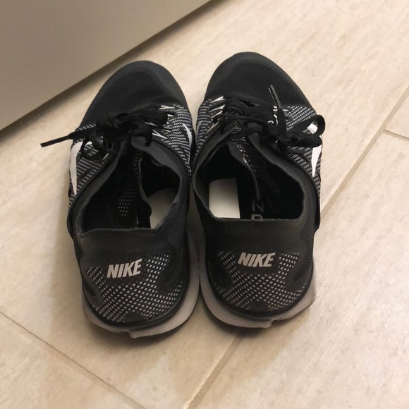 Nike ZOOM Women’s Running Shoes - Picture 6 of 7